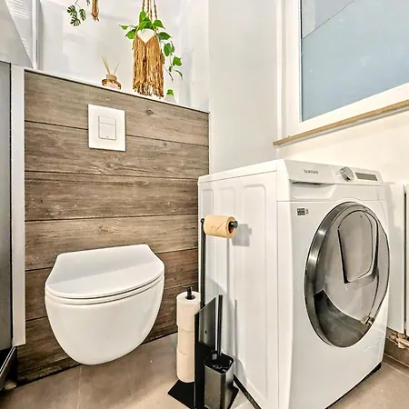 아파트 Scandi Loft Fuer Bis Zu 12, Whirlpool, Sauna, Gaming, Nordstadt *
