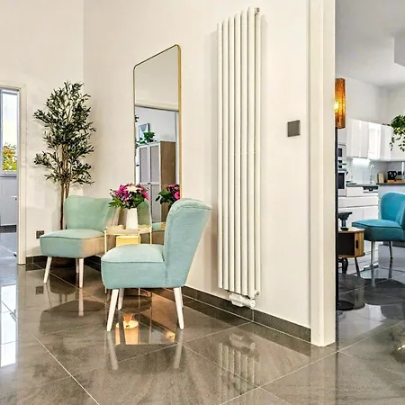 Scandi Loft Fuer Bis Zu 12, Whirlpool, Sauna, Gaming, Nordstadt