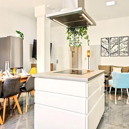 아파트 Scandi Loft Fuer Bis Zu 12, Whirlpool, Sauna, Gaming, Nordstadt 뉘른베르크