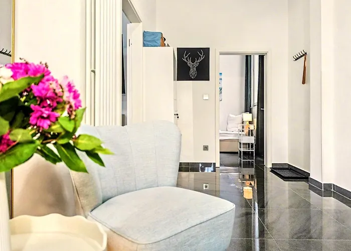 Scandi Loft Fuer Bis Zu 12, Whirlpool, Sauna, Gaming, Nordstadt Apartamento
