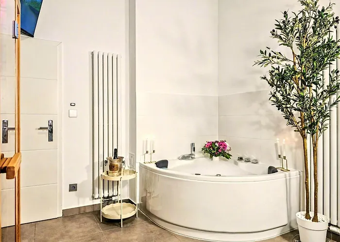 Apartamento Scandi Loft Fuer Bis Zu 12, Whirlpool, Sauna, Gaming, Nordstadt