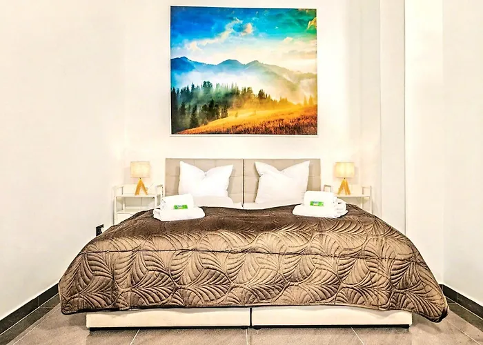 Scandi Loft Fuer Bis Zu 12, Whirlpool, Sauna, Gaming, Nordstadt Nuremberga