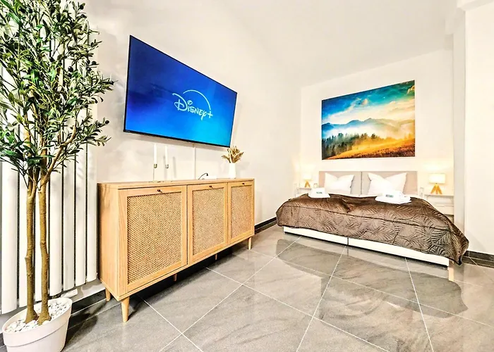 Apartment Scandi Loft Für Bis Zu 12, Whirlpool, Sauna, Gaming, Nordstadt Nürnberg
