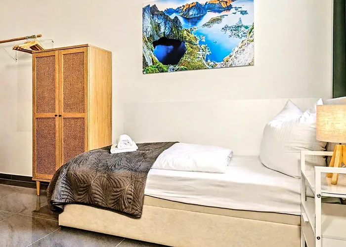 Scandi Loft Fuer Bis Zu 12, Whirlpool, Sauna, Gaming, Nordstadt * Nuremberga